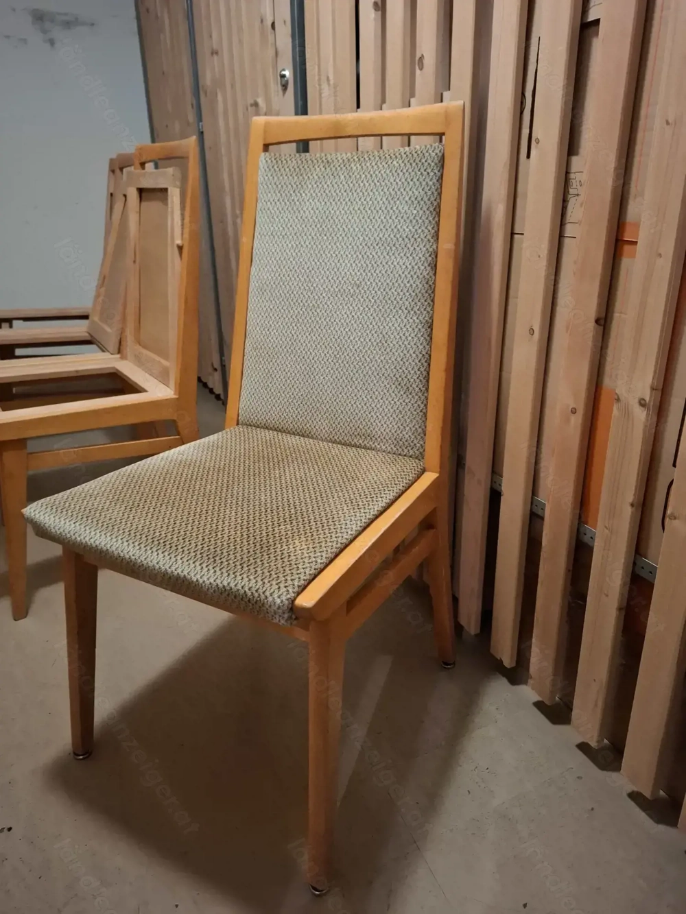 5 Esszimmerstühle Vollholz zum Aufarbeiten, DIY-Projekt