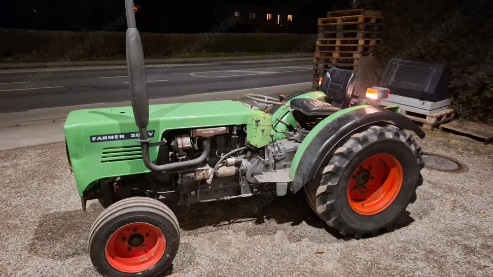 Fendt 200V Farmer Schmalspur mit Servo!