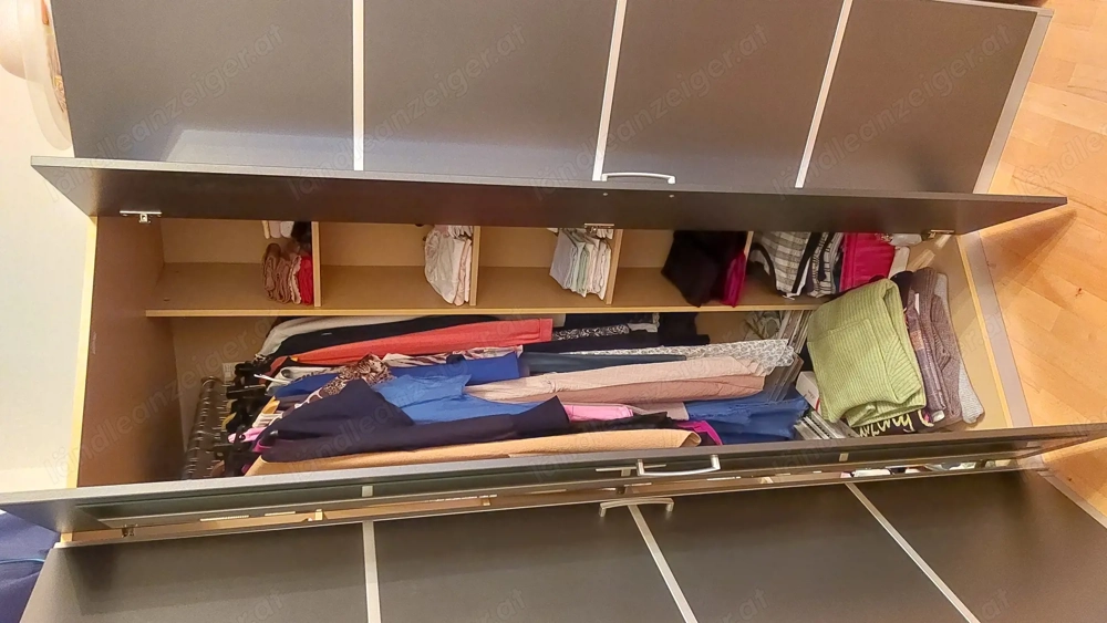 Schlafzimmer Eckkasten