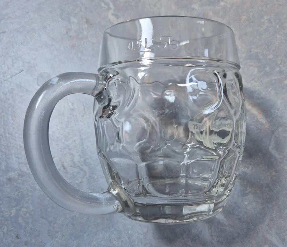 20 Bierkrüge inkl. Aufbewahrungsboxen