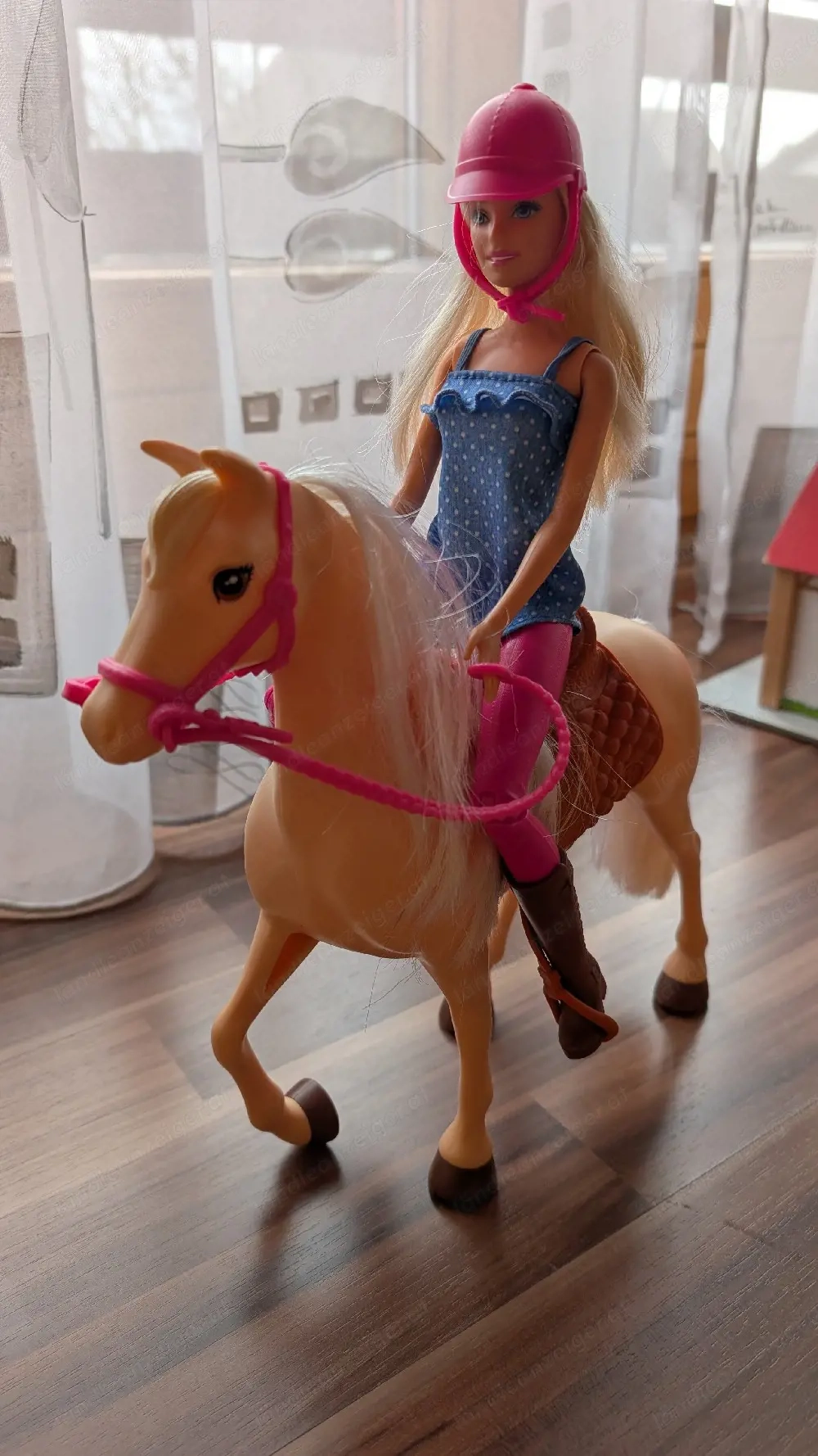 Reiter-Barbie mit Pferd