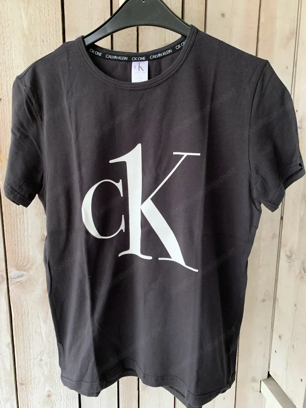 Damenmode: CK, Levi's, Marc O'Polo, H&M,