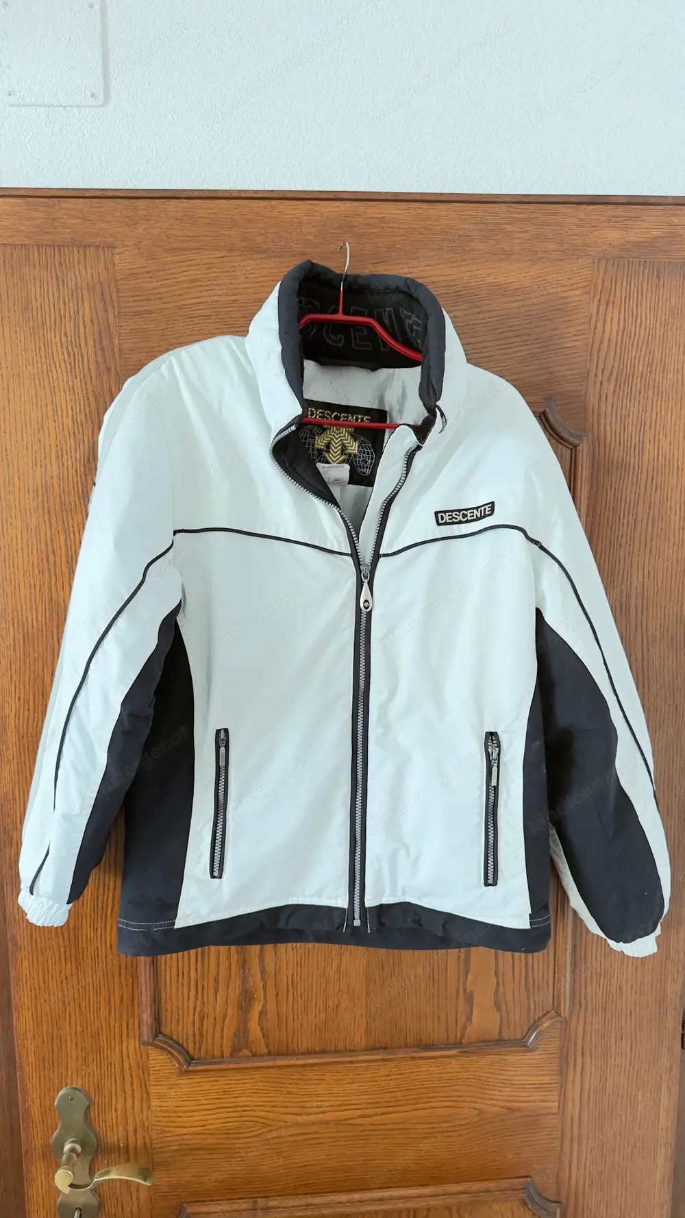 Descente Ski oder Snowboardkacke