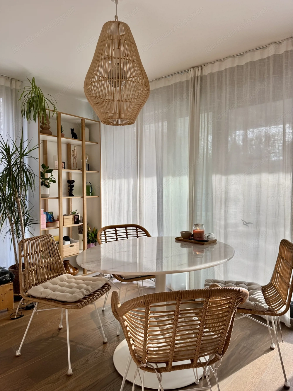 Ovaler Marmor Esstisch Miley 120x90 cm 