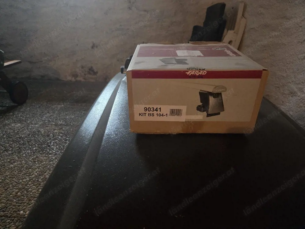 Dachbox abschließbar unbenutzt