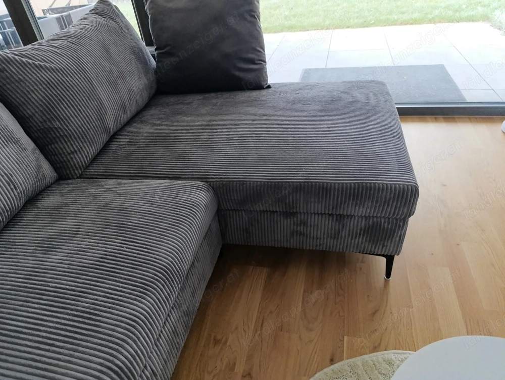 Couch neuwertig 