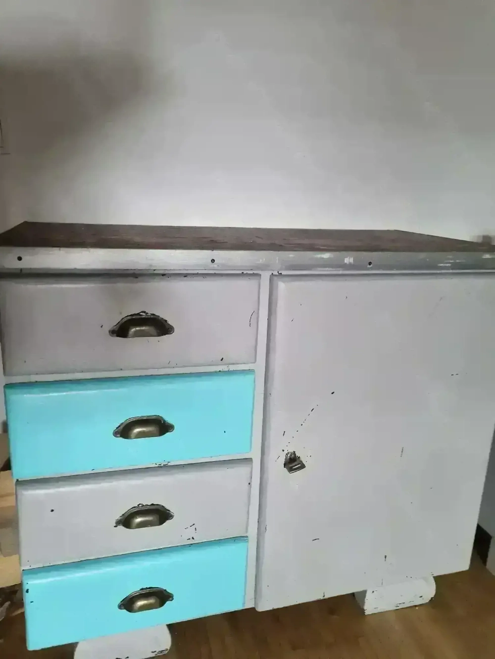 Kommoden zu verkaufen