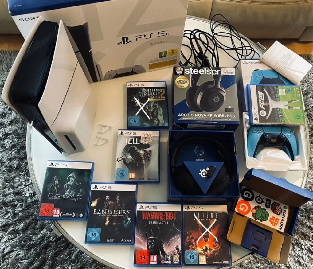 Sony PlayStation 5 Disc (Slim) mit zubehör + kopfhörer+5 Spielen 