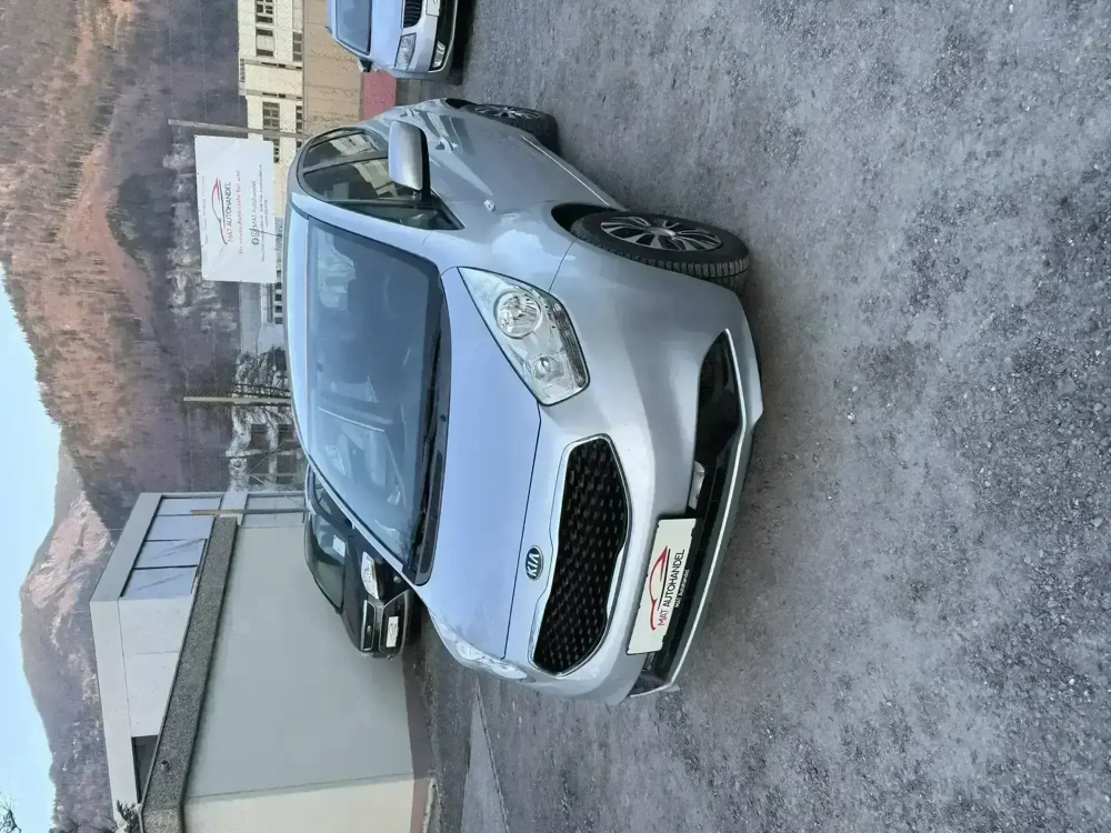 Kia Venga Venga 1,4 MPI Titan *Erstbesitz*Klima*Bluetooth*