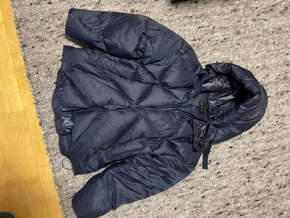 Daunenjacke Grösse 42 C&A Premium