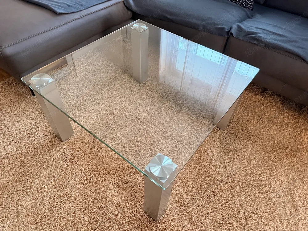 Couchtisch mit Rollen