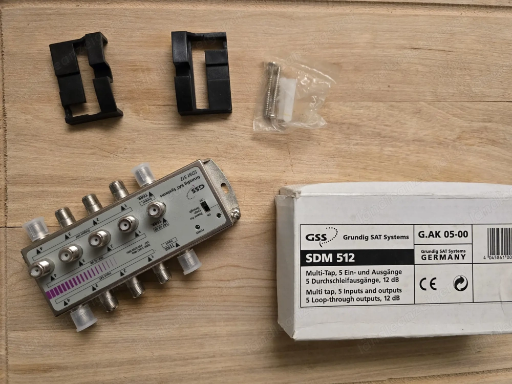 SAT TV Verteiler Grundig SDM512