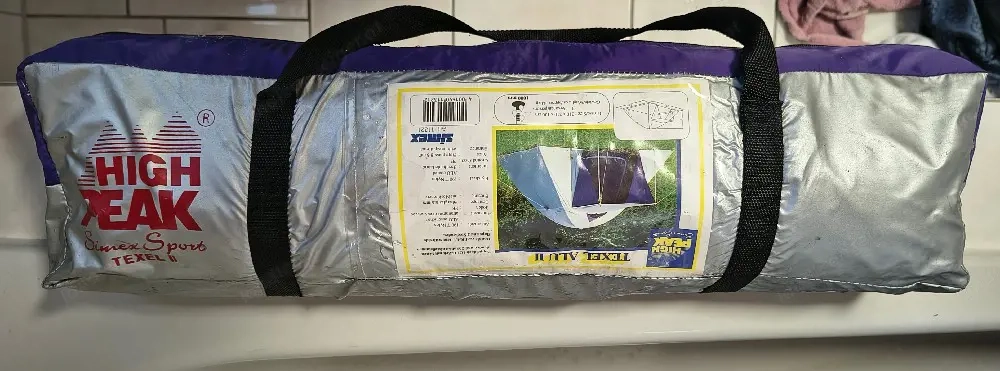 Camping Ausrüstung Zelt und Auflage