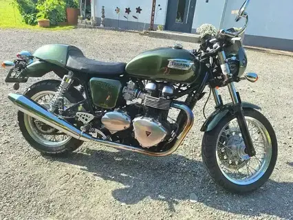Triumph Thruxton 