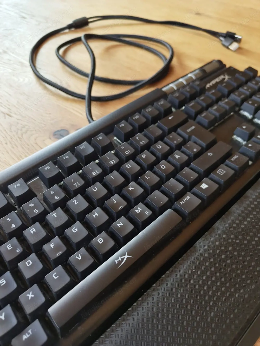 Hyperx Alloy Elite blaue Cherry MX Switches