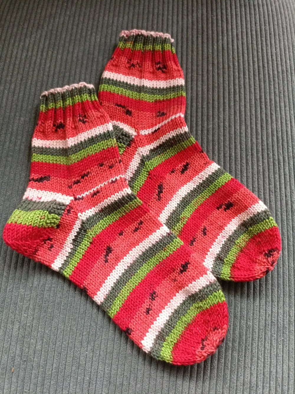 Wollsocken, handgestrickt 