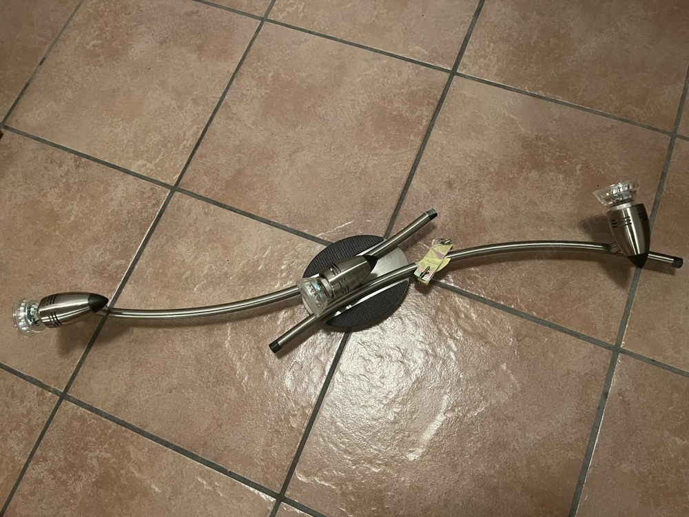 Deckenleuchte mit Spot 