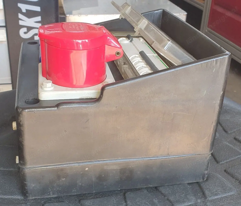 Stromverteiler 2x 230V, 1x 380V