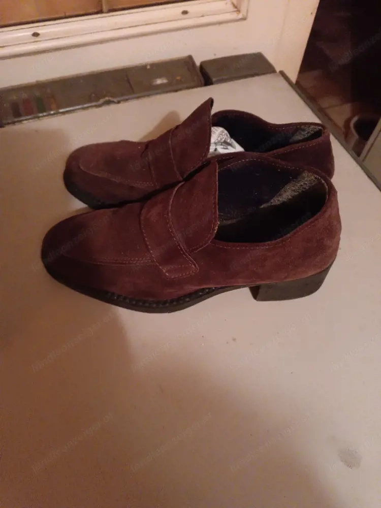 Wildleder Slipper 38