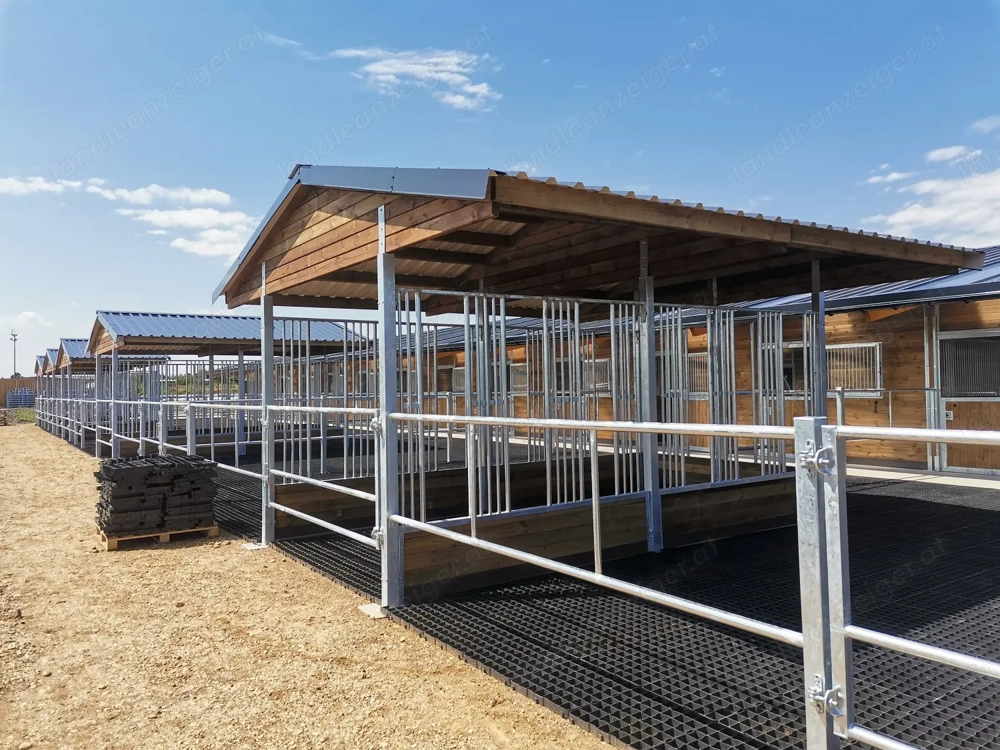 Heuraufe kaufen Futtertröge ideal für Ställe und Pferdefütterung