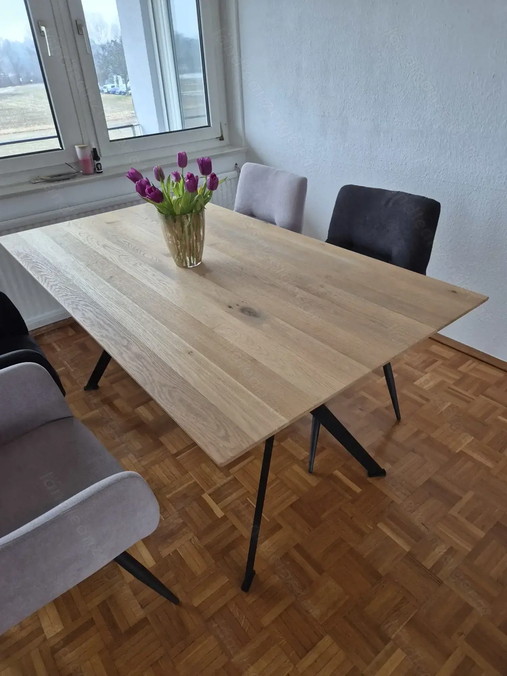 Holztisch zu verkaufen