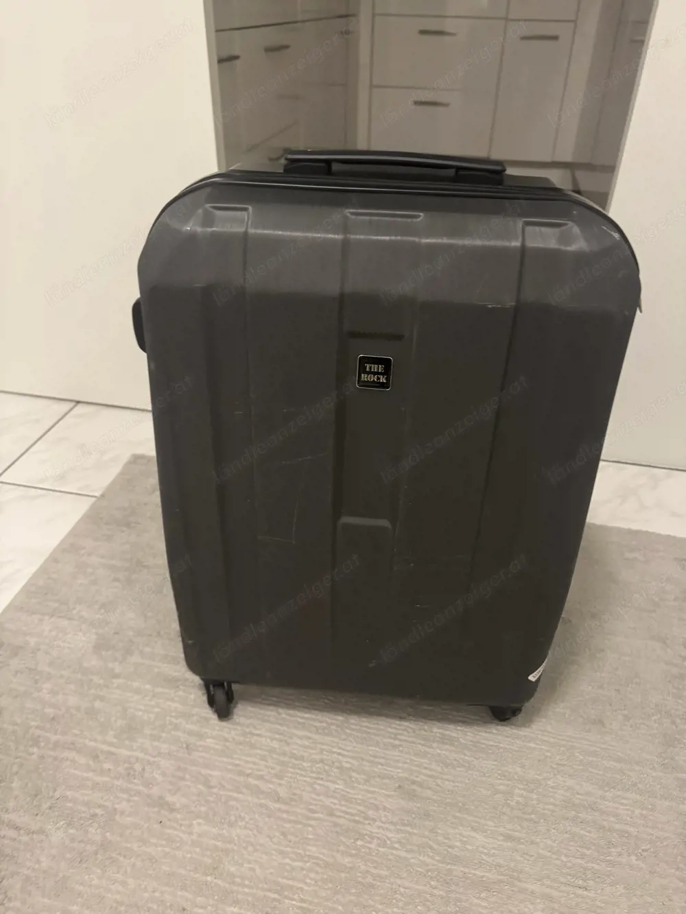 mittelgroßer Koffer gebraucht aber gut