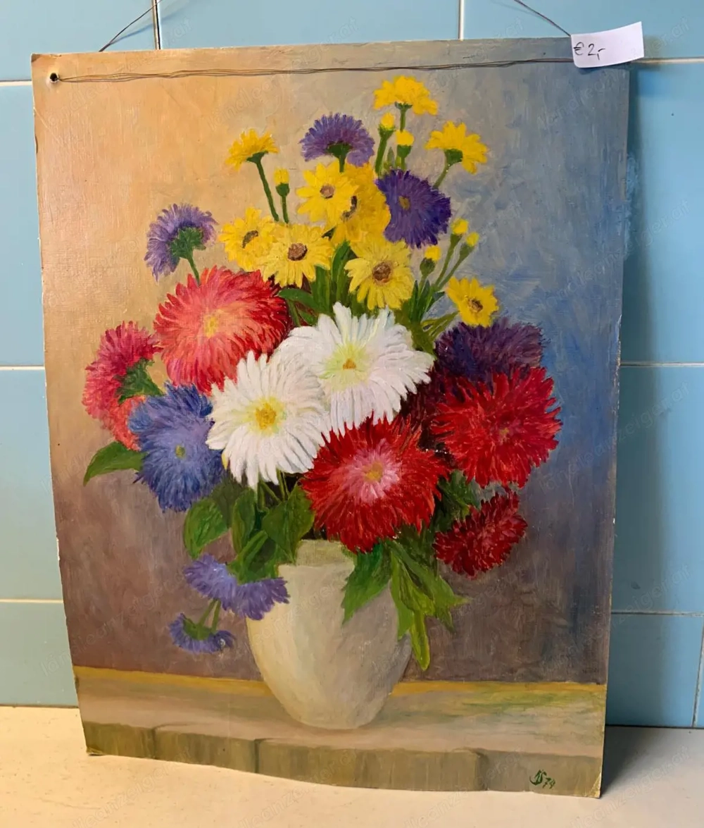 Blumenstrauß auf Holz