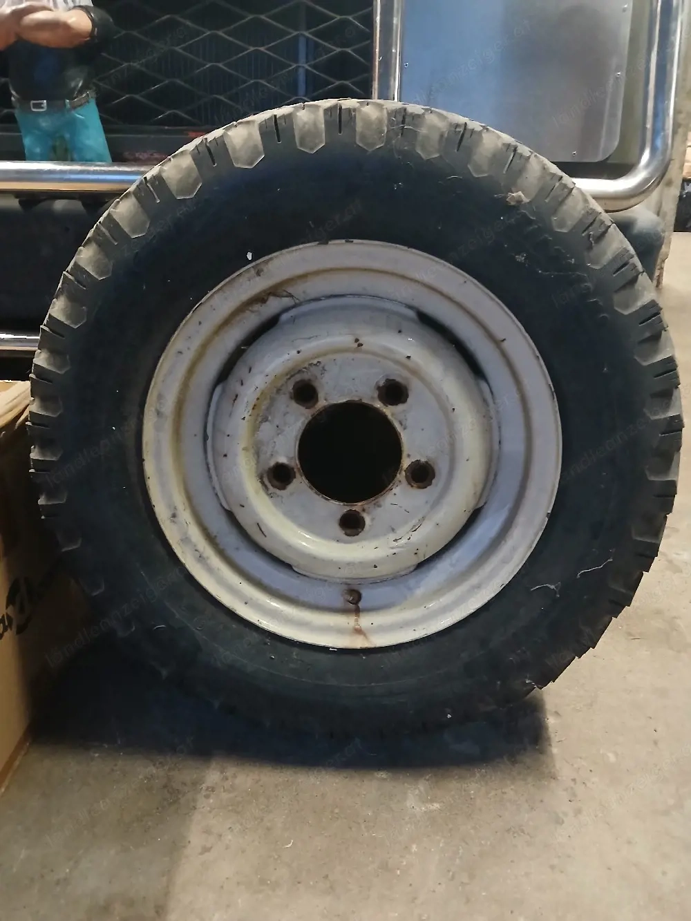 Oldtimer Landrover Defender Ersatzfelge