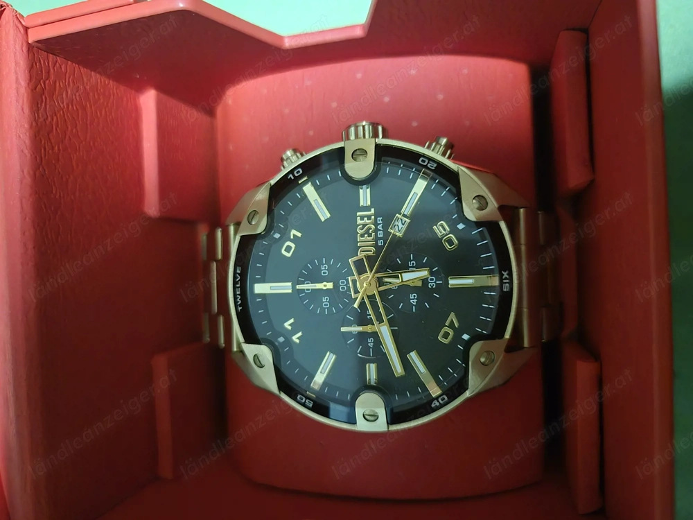 Schöne Diesel Uhr 
