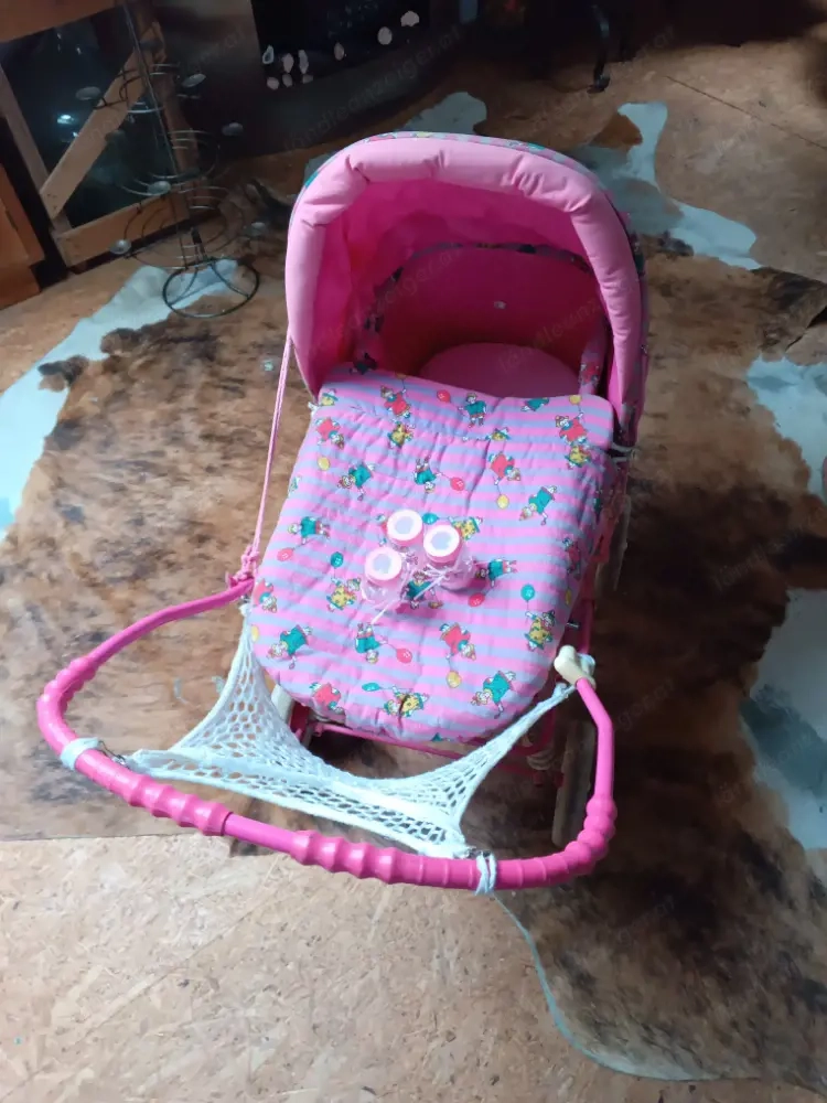 Pupenwagen neuwertig. 