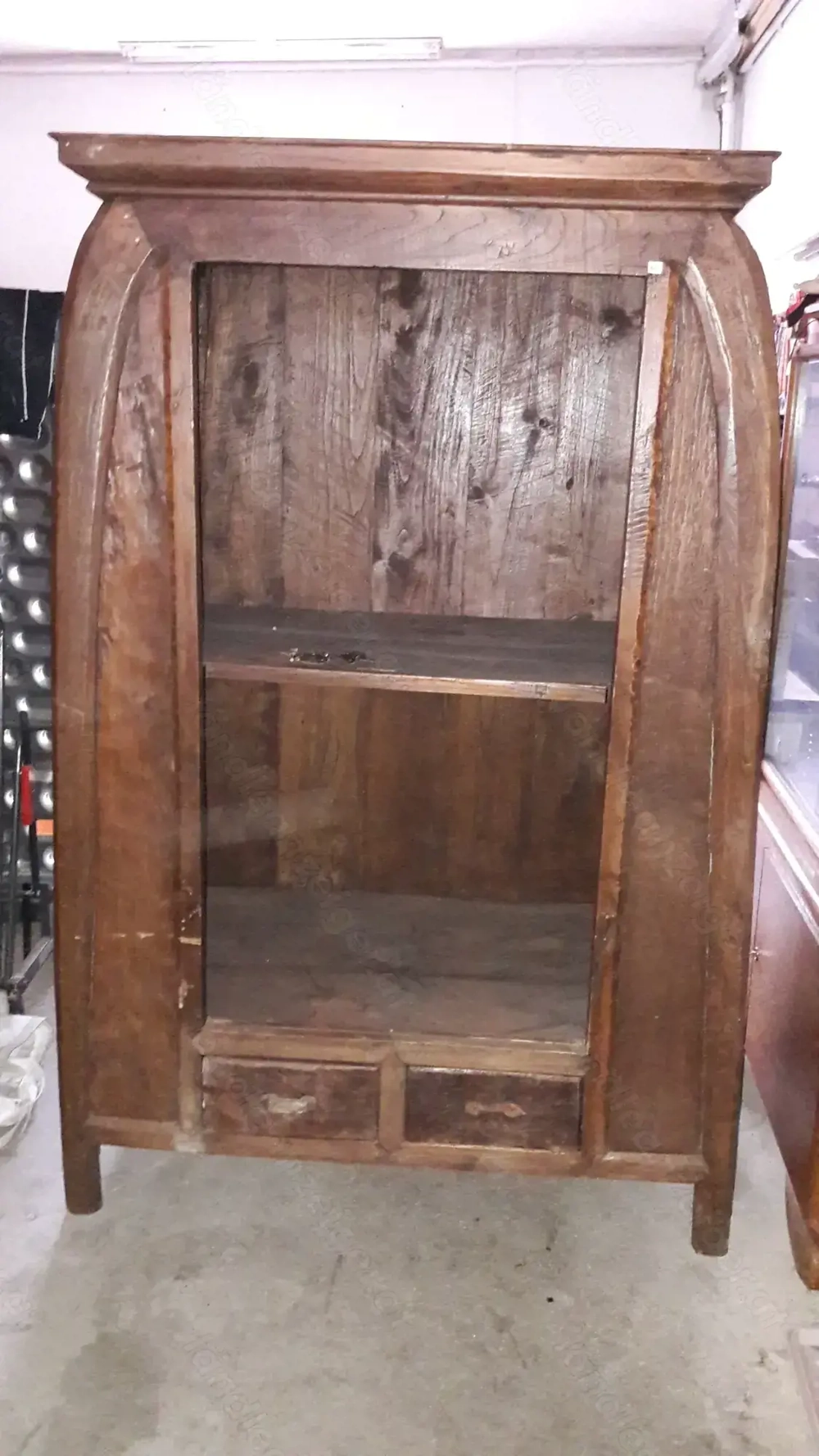 Antiker Schrank  Kasten