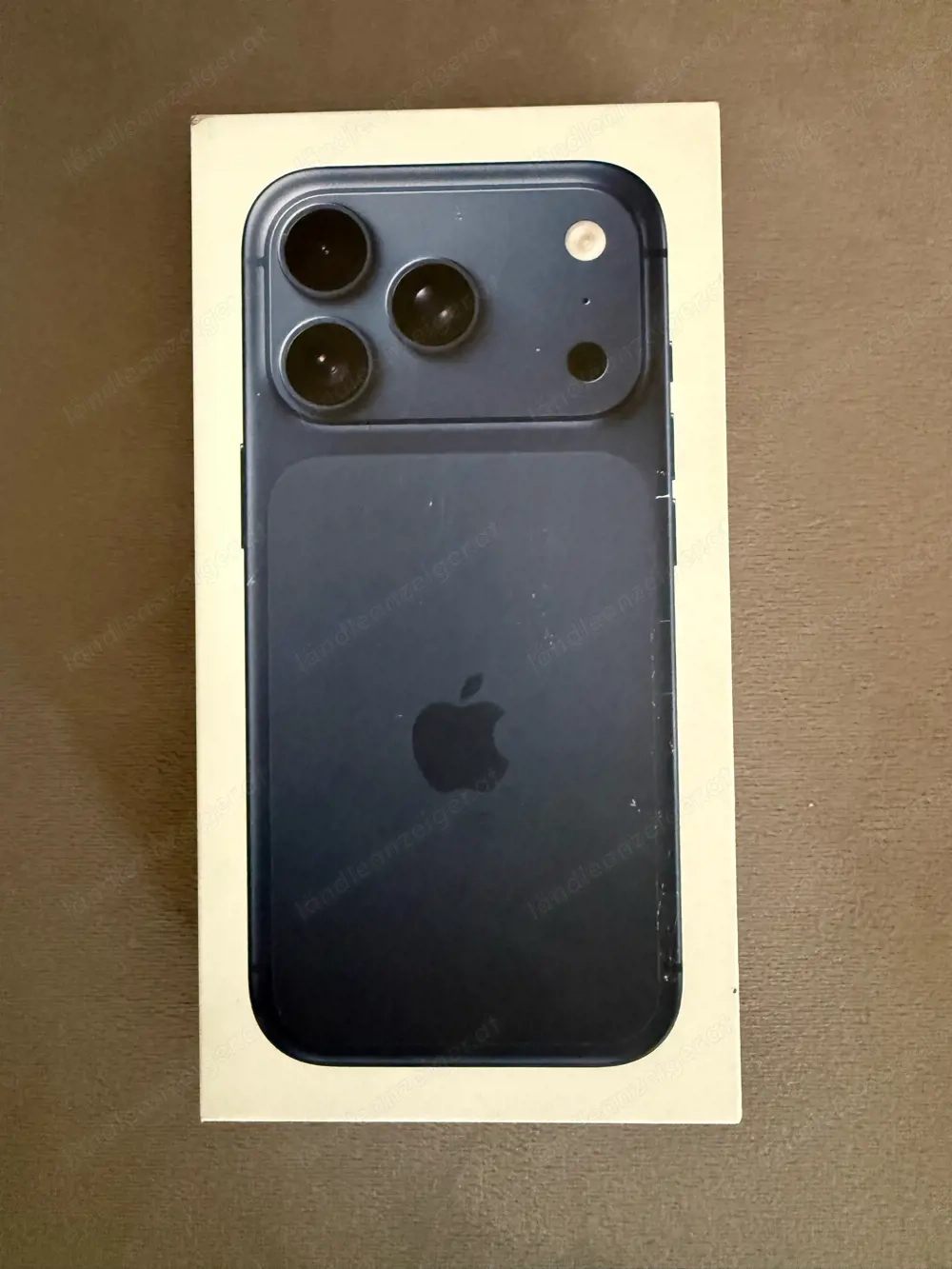 Apple iPhone 17 Pro 256GB Deep Blue