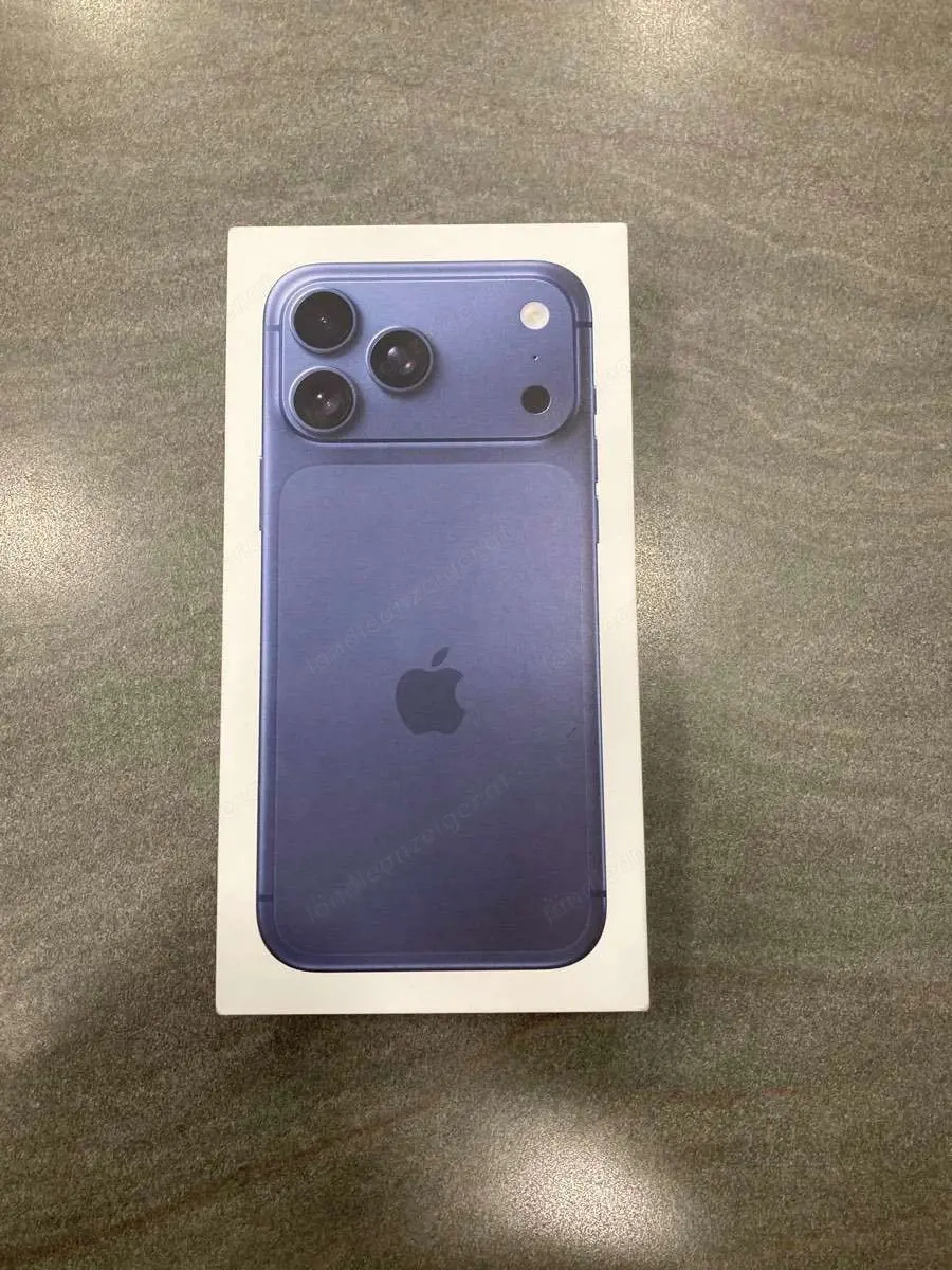 iPhone 17 Pro Max, Deep Blue, 256GB