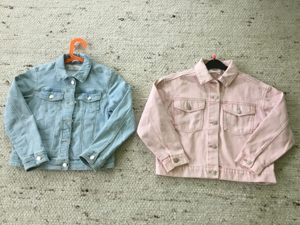 2 nette Jeansjacken Gr. 134 unserer Zwillinge, super Zustand