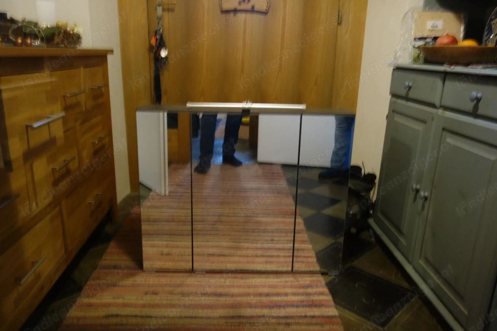 Spiegelschrank für Badezimmer