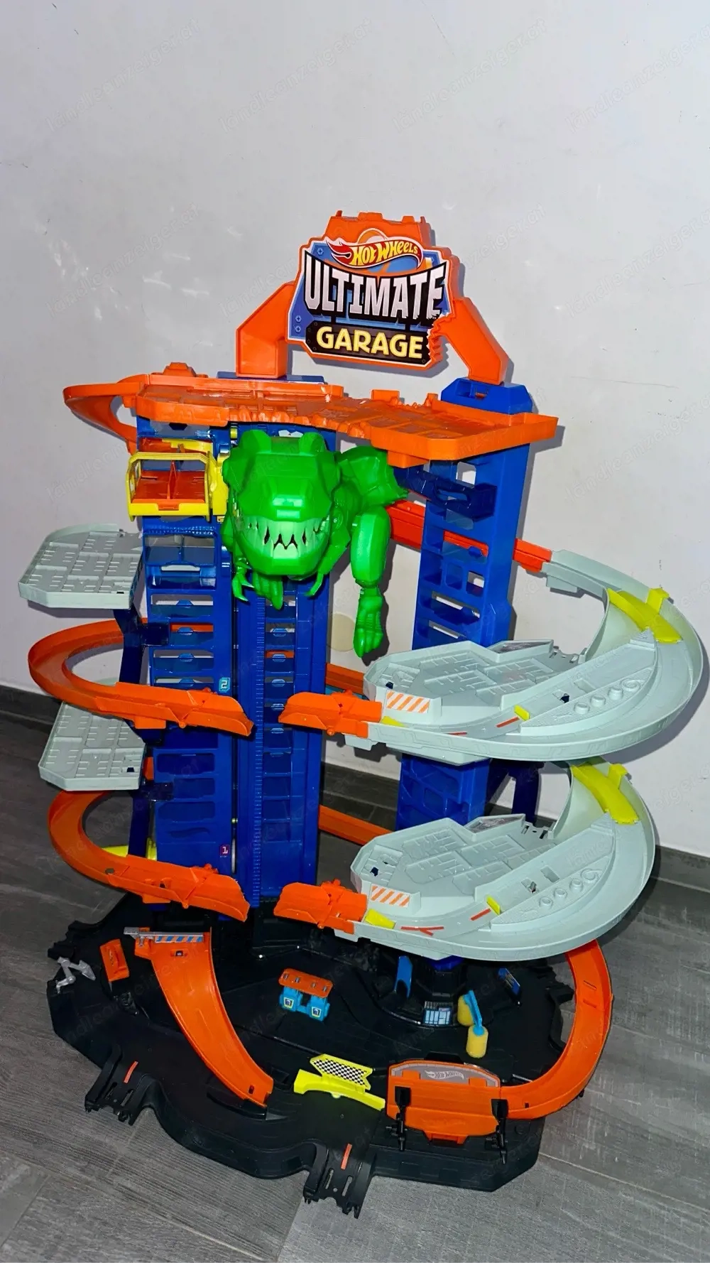Hot Wheels City Ultimate Garage