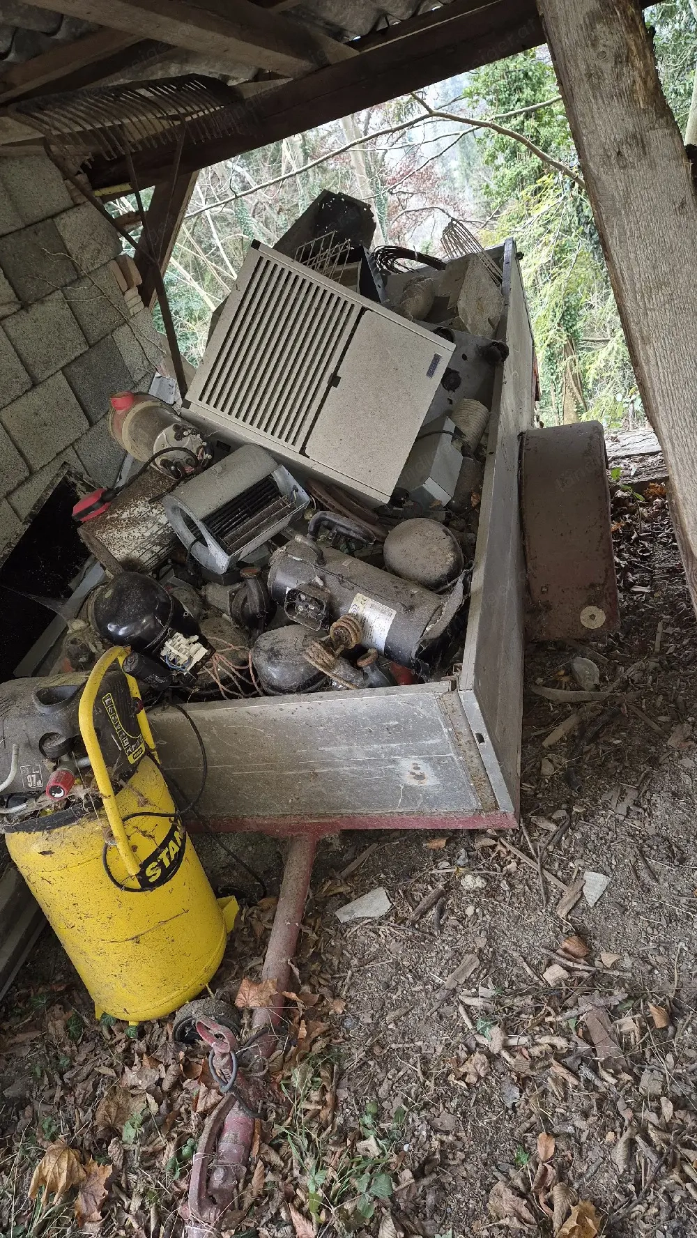     Schrott + Anhänger (komplett)