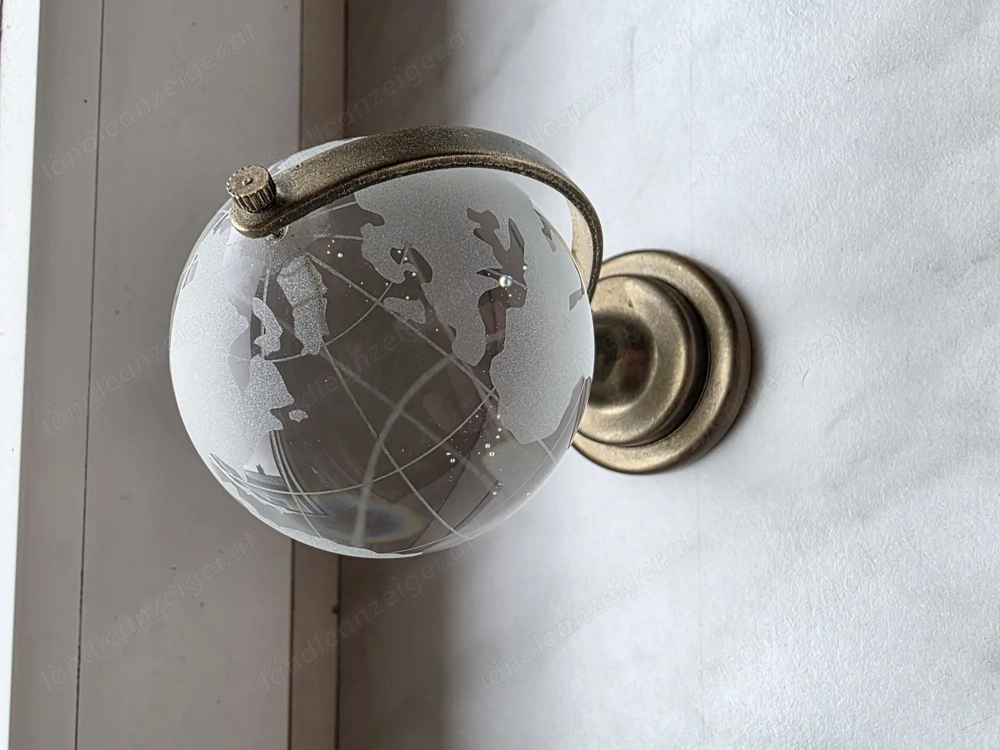 Dekorativer Glasglobus   Tischglobus   Metallfuß