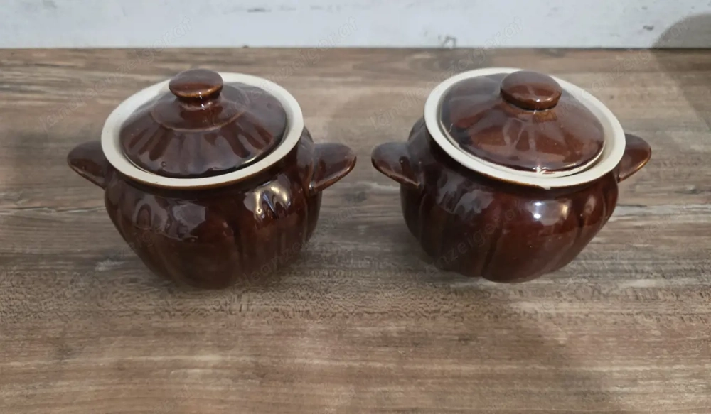 2 kleine Keramik- Tontöpfe mit Deckel   braun