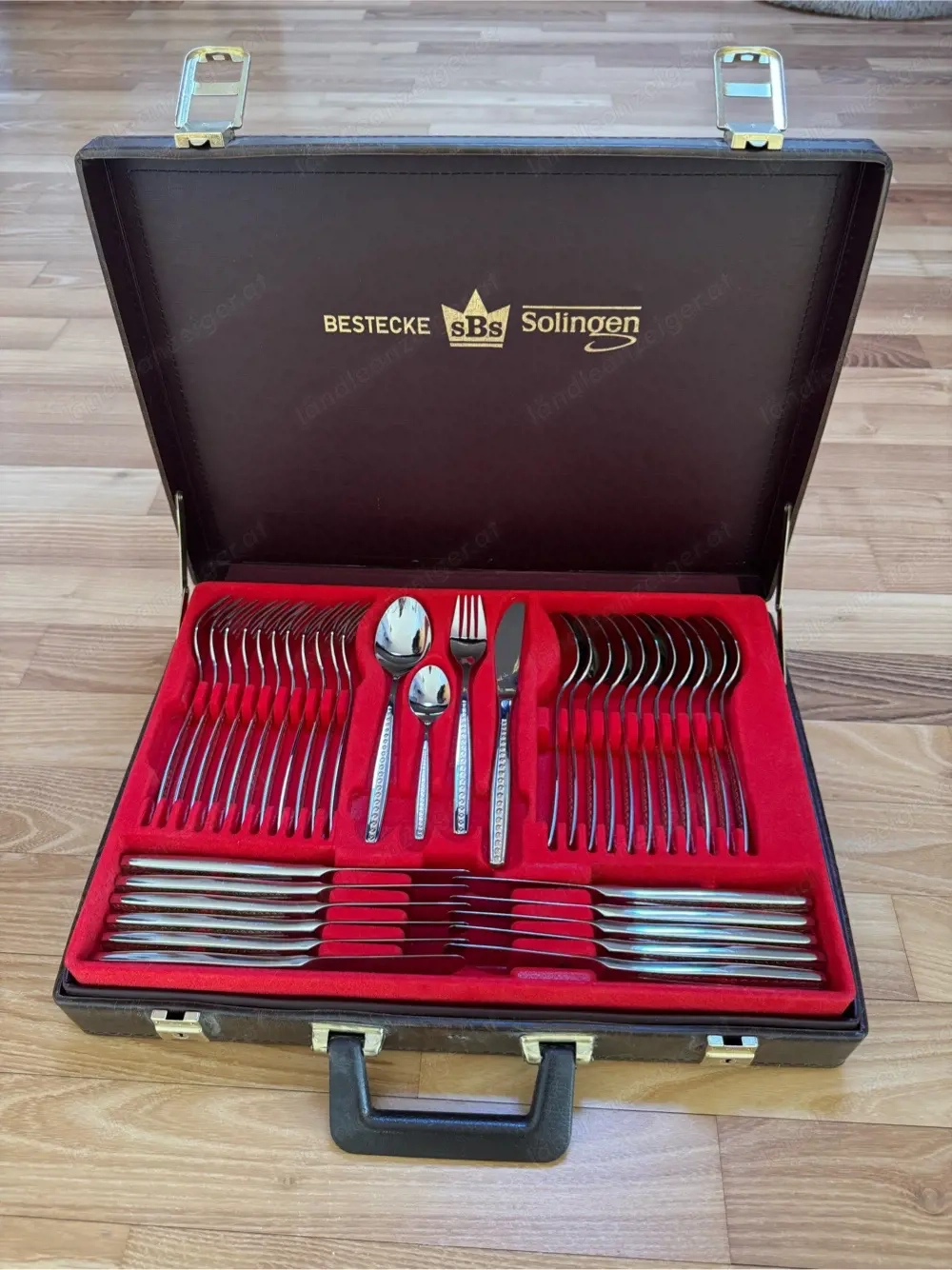 SBS Besteckset "Paris" - Neu & unbenutzt - 24 Karat Golddekor