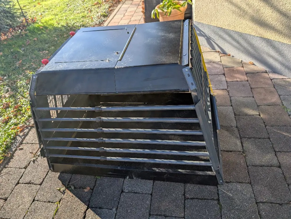Hundebox Vario Cage, Sichere Transportbox fürs Auto