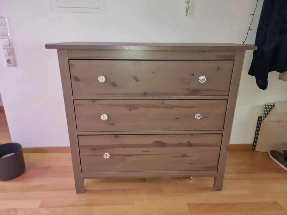 IKEA HEMNES Kommode mit Boho-Knöpfen