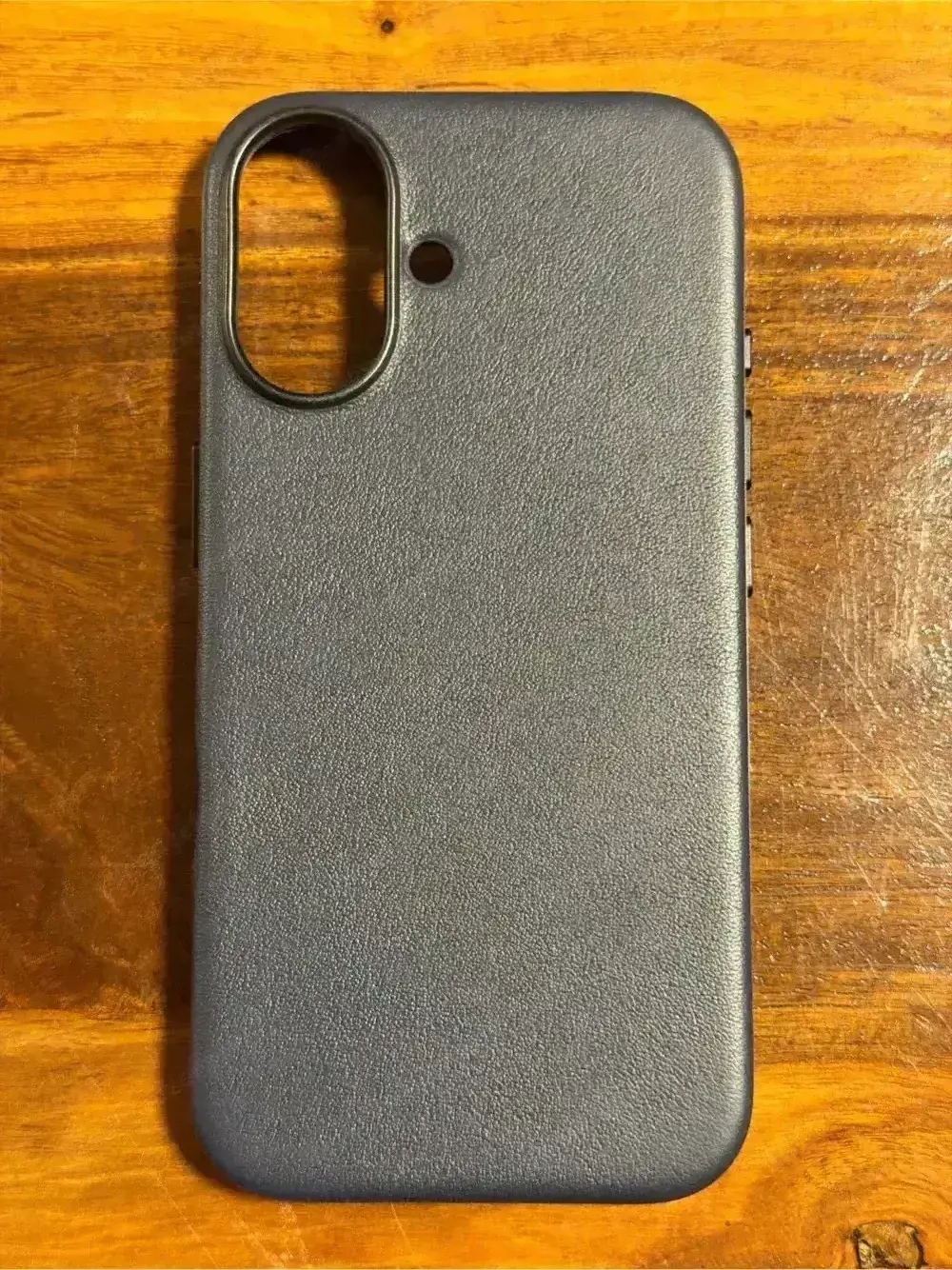 iPhone 16 Lederhülle Marineblau