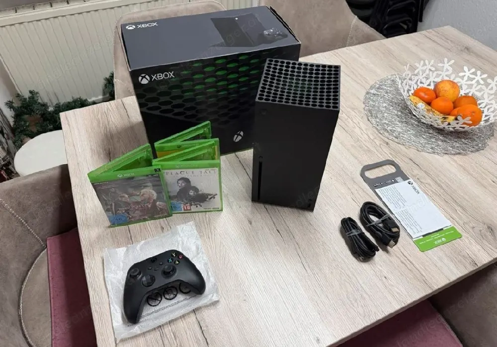 Xbo  Series X Disc 1TB inkl Controllers, 3  Spielen OVP