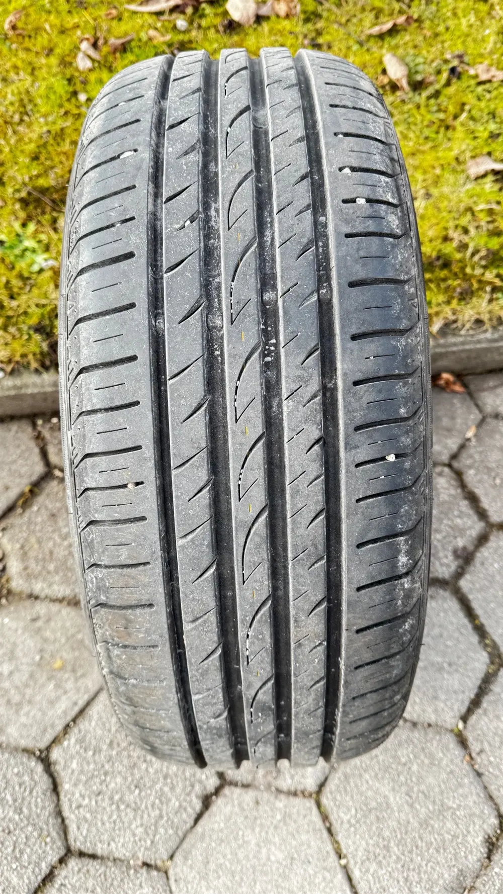 Sommerreifen 215x50x18