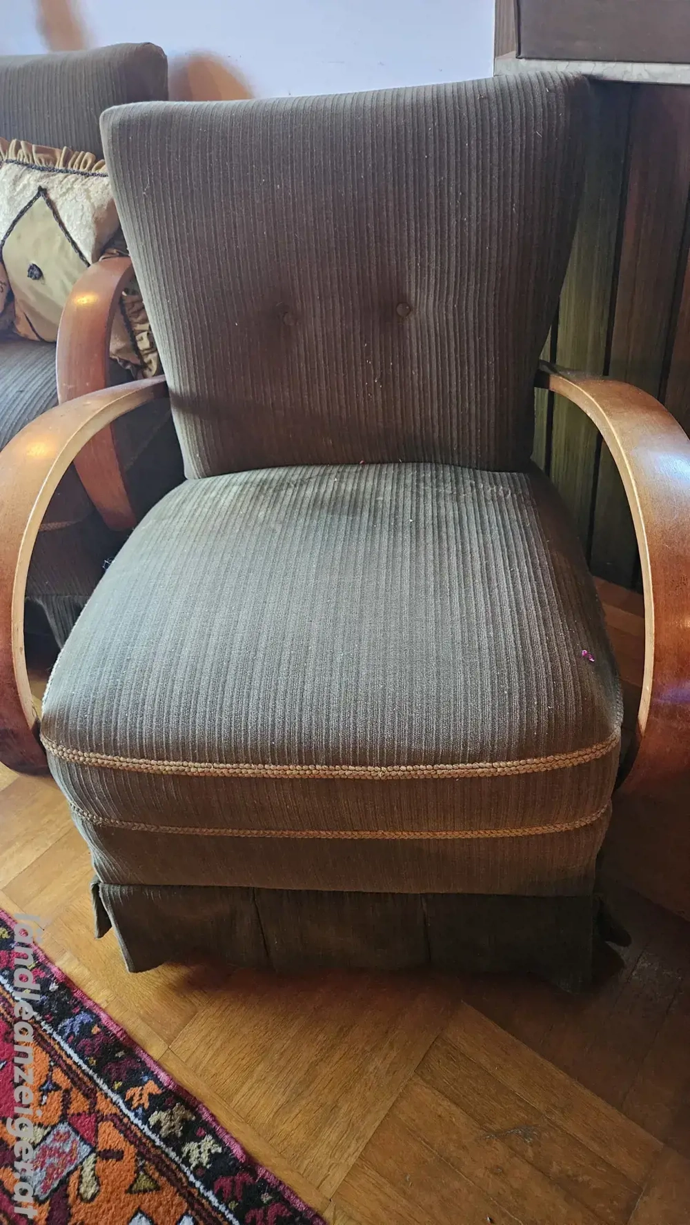 Vintage, 2 Stühle nicht beschädigt, olivgrün kordstoff, besonders! 