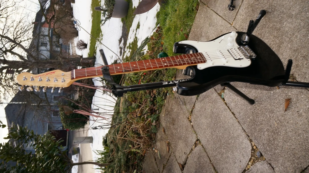 E Gitarre, Übungsgitarre