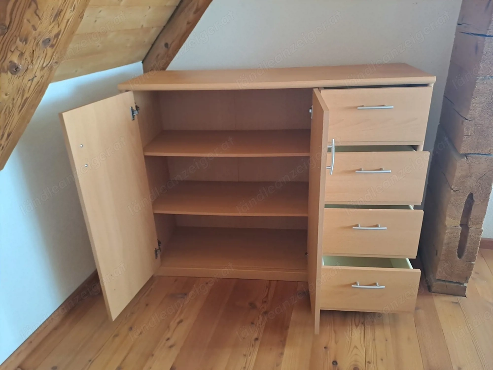 Kommode in Holzoptik