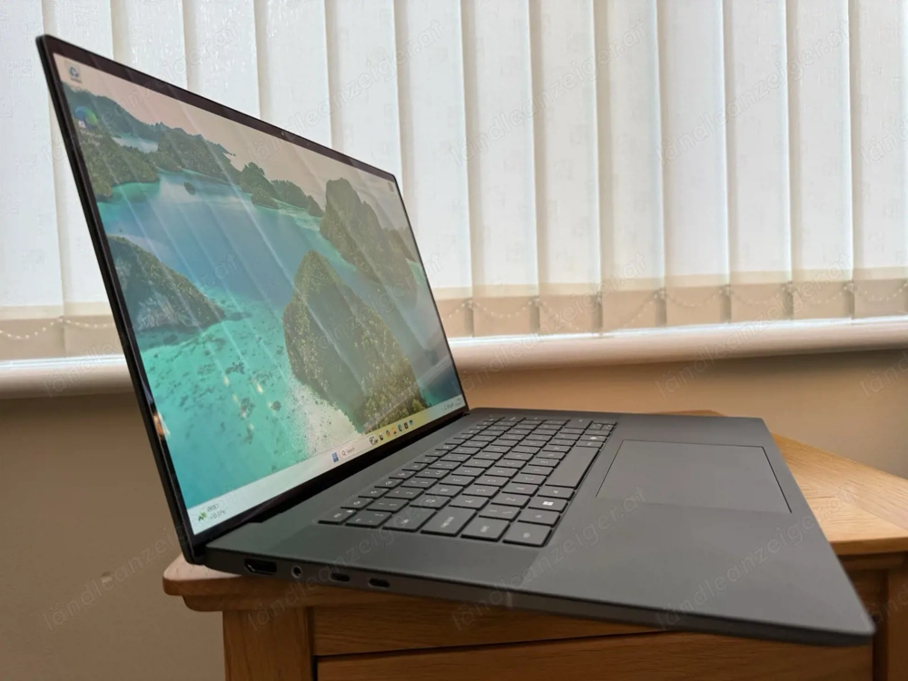 Dell Precision 5690 16" Ultra 9 185H, RTX 4000,  