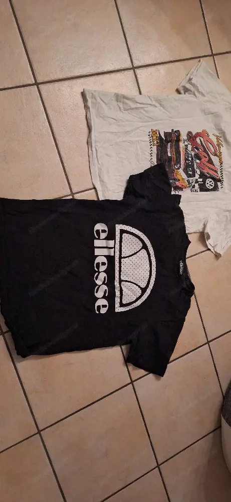 T Shirts Grüße M und L